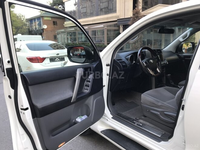 Toyota Prado 2012, 143,000 km - 2.7 l - Bakı