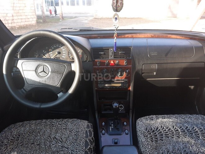 Mercedes C 180 1997, 247,000 km - 1.8 л - Mingəçevir