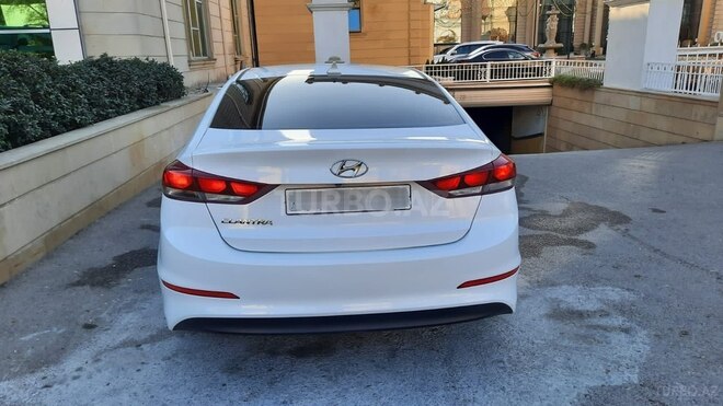 Hyundai Elantra 2017, 76,000 km - 2.0 l - Bakı