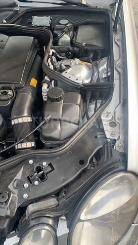 Mercedes E 240 2003, 230,000 km - 2.4 l - Bakı