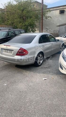 Mercedes E 240 2003, 230,000 km - 2.4 l - Bakı