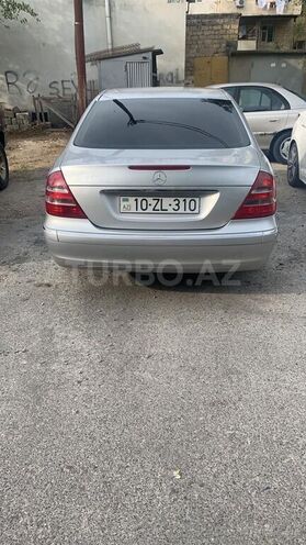 Mercedes E 240 2003, 230,000 km - 2.4 l - Bakı