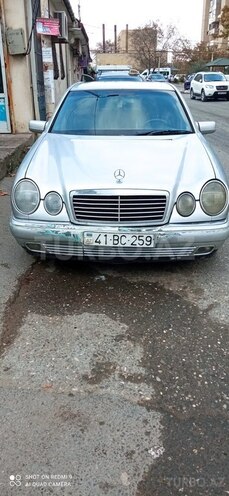 Mercedes E 200 1996, 324,568 km - 2.0 l - Bakı