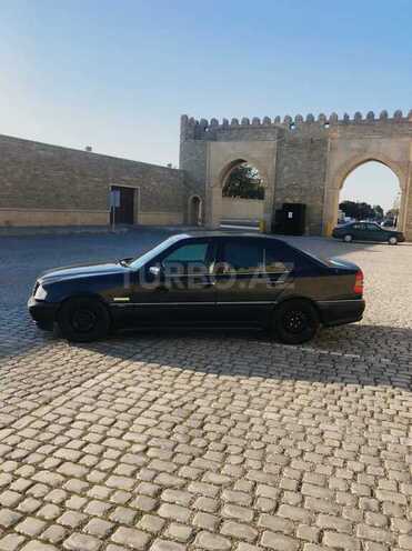 Mercedes C 230 1997, 245,000 km - 2.3 l - Bakı