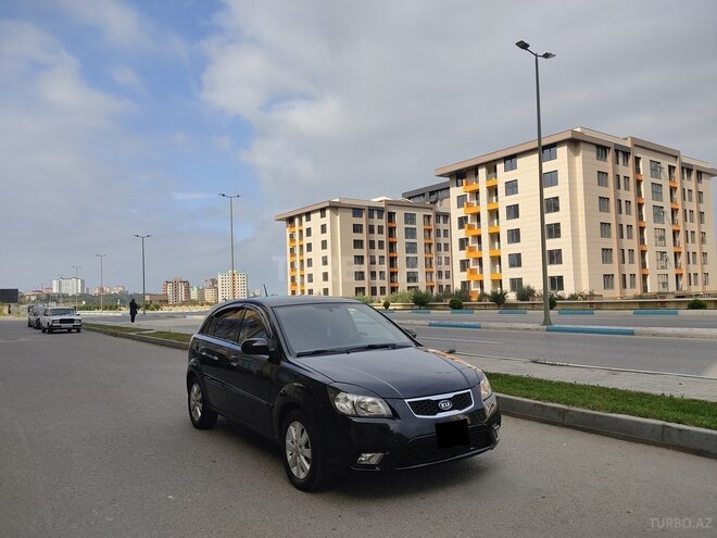 Kia Rio 2010, 209,000 km - 1.4 л - Sumqayıt
