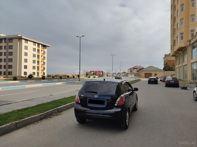 Kia Rio 2010, 209,000 km - 1.4 л - Sumqayıt