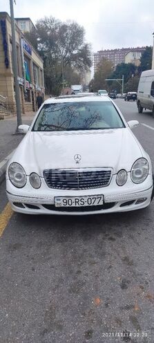 Mercedes E 240 2005, 396,000 km - 2.4 l - Bakı