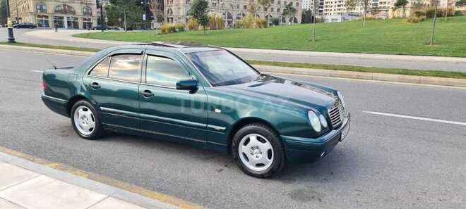 Mercedes E 230 1997, 470,000 km - 2.3 л - Bakı