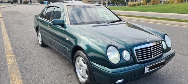 Mercedes E 230 1997, 470,000 km - 2.3 л - Bakı