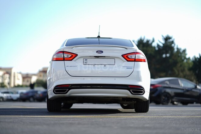 Ford Fusion 2015, 172,200 km - 2.0 l - Bakı