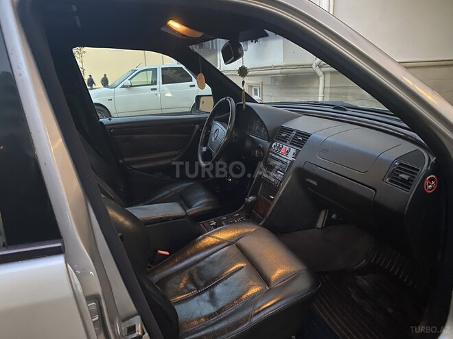 Mercedes C 240 1997, 85,000 km - 2.4 l - Bakı