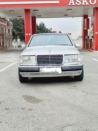 Mercedes E 220 1993, 358,952 km - 2.0 l - Bakı