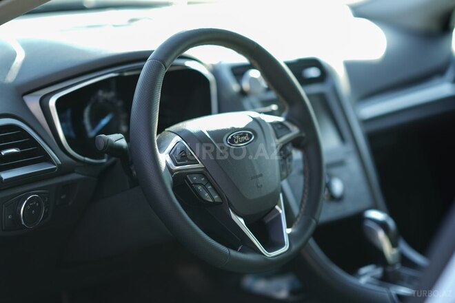 Ford Fusion 2015, 172,200 km - 2.0 l - Bakı
