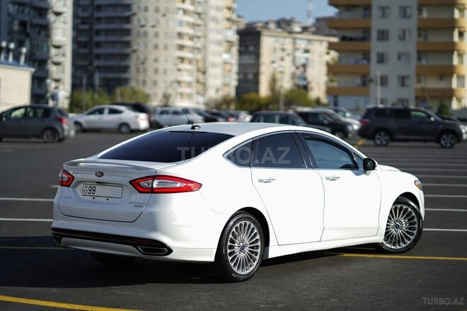 Ford Fusion 2015, 172,200 km - 2.0 l - Bakı