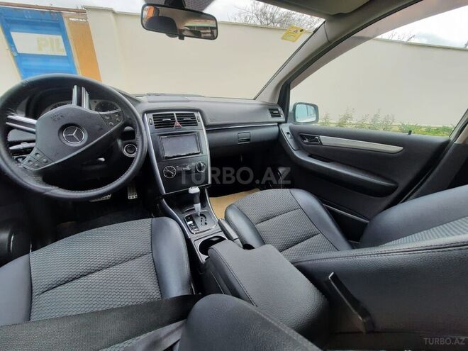 Mercedes B 180 2009, 175,000 km - 1.7 l - Bakı