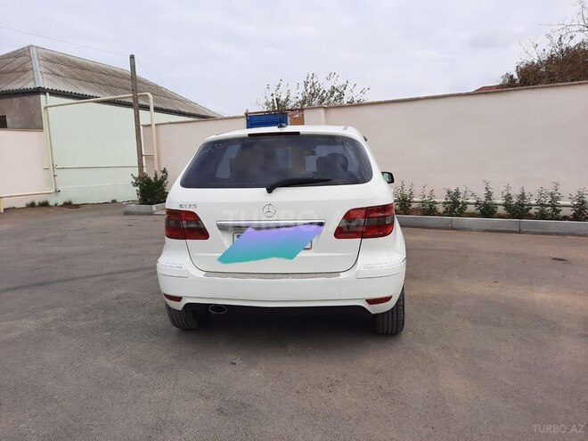 Mercedes B 180 2009, 175,000 km - 1.7 l - Bakı