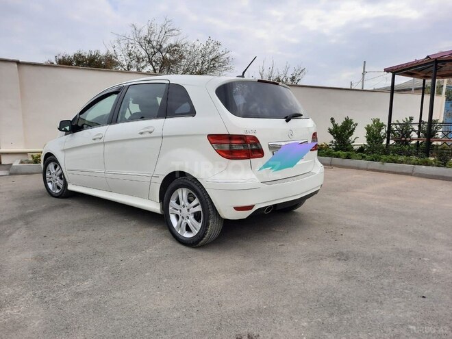 Mercedes B 180 2009, 175,000 km - 1.7 l - Bakı