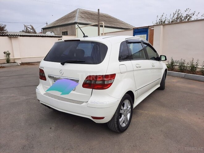 Mercedes B 180 2009, 175,000 km - 1.7 l - Bakı