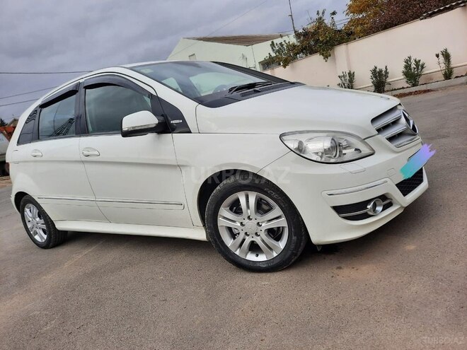 Mercedes B 180 2009, 175,000 km - 1.7 l - Bakı