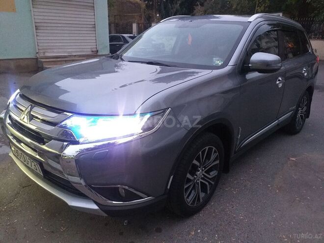 Mitsubishi Outlander 2016, 48,302 km - 2.4 l - Bakı