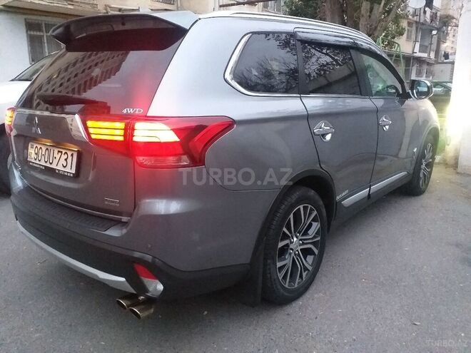 Mitsubishi Outlander 2016, 48,302 km - 2.4 l - Bakı