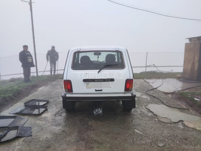 LADA (VAZ) Niva 2013, 194,714 km - 1.7 l - Lerik