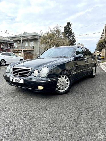 Mercedes E 270 2001, 380,000 km - 2.7 л - Bakı