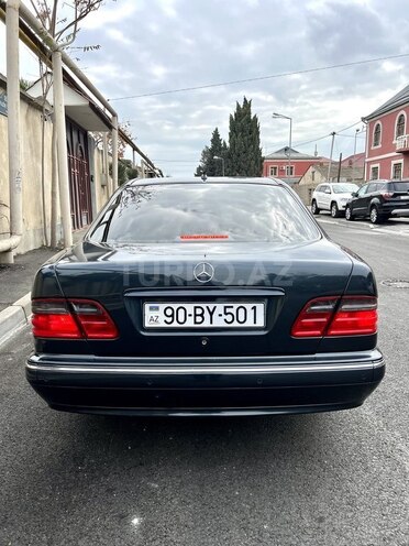 Mercedes E 270 2001, 380,000 km - 2.7 л - Bakı