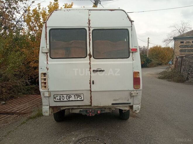 Mercedes 208 D 1993, 100,000 km - 2.5 l - Tərtər