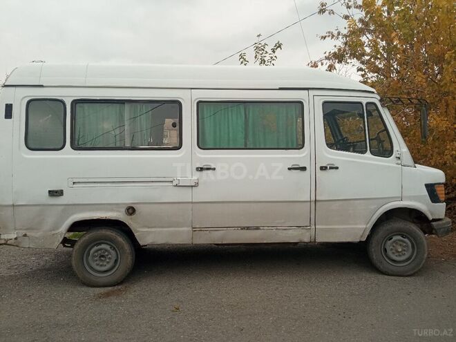 Mercedes 208 D 1993, 100,000 km - 2.5 l - Tərtər