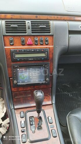 Mercedes E 220 2001, 11,402 km - 2.2 l - Bakı