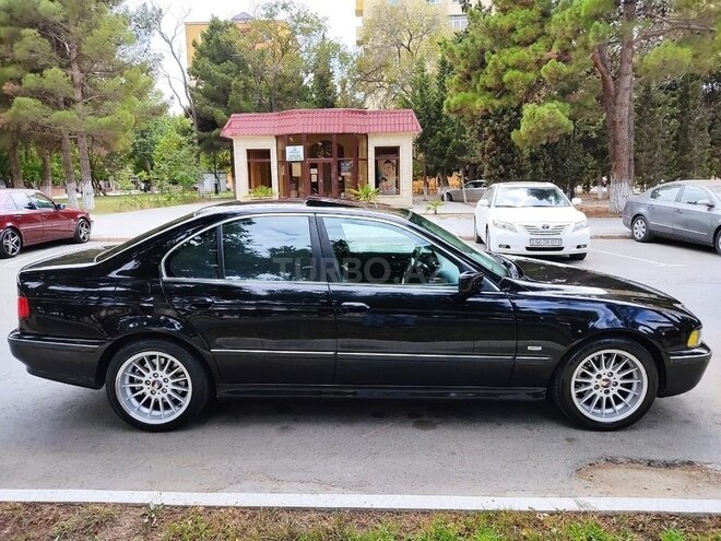 BMW 528 1997, 320,000 km - 2.8 l - Sumqayıt