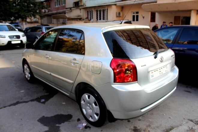 Toyota Corolla 2005, 196,000 km - 1.4 l - Bakı