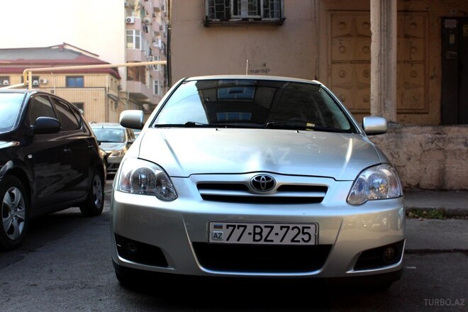 Toyota Corolla 2005, 196,000 km - 1.4 l - Bakı