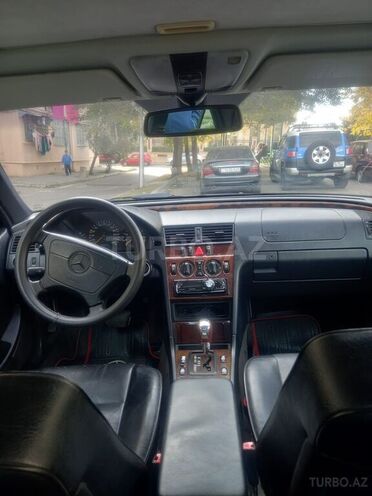 Mercedes C 180 1998, 287,000 km - 1.8 l - Bakı