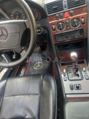 Mercedes C 180 1998, 287,000 km - 1.8 l - Bakı