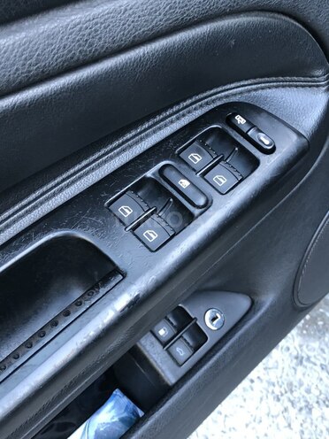 Volkswagen Passat 2003, 300,000 km - 1.8 л - Sumqayıt