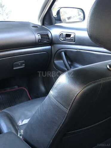 Volkswagen Passat 2003, 300,000 km - 1.8 л - Sumqayıt