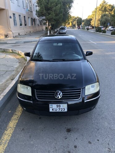 Volkswagen Passat 2003, 300,000 km - 1.8 л - Sumqayıt