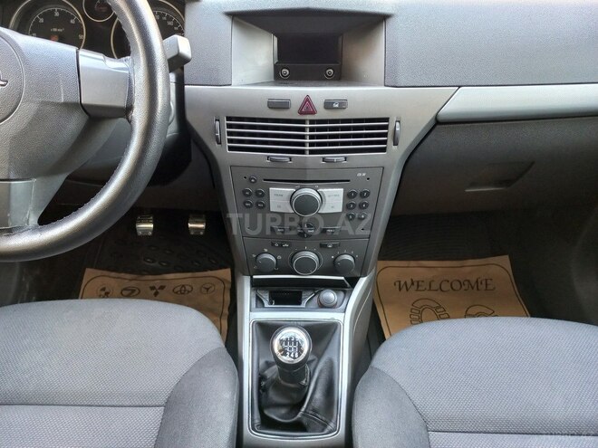 Opel Astra 2006, 182,203 km - 1.3 l - Bakı