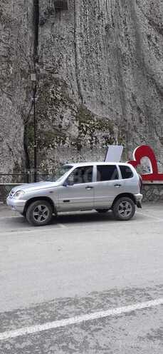 Chevrolet Niva 2007, 14,444 km - 1.7 л - Quba