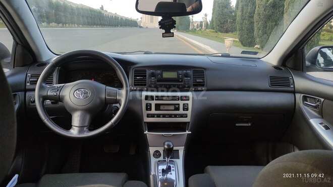 Toyota Corolla 2005, 292,000 km - 1.4 l - Gəncə