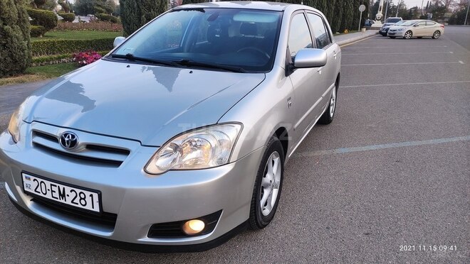 Toyota Corolla 2005, 292,000 km - 1.4 l - Gəncə