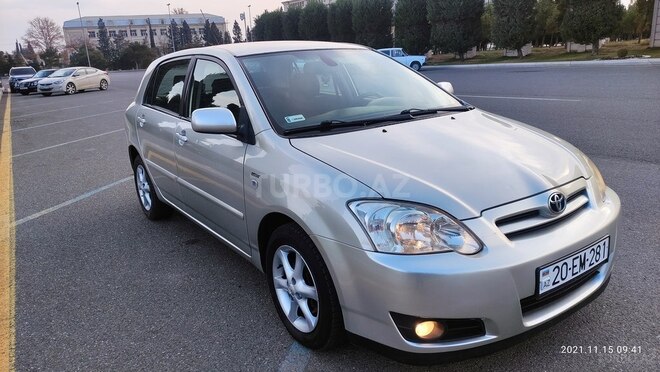 Toyota Corolla 2005, 292,000 km - 1.4 l - Gəncə