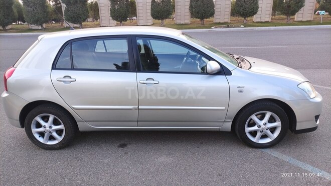 Toyota Corolla 2005, 292,000 km - 1.4 l - Gəncə
