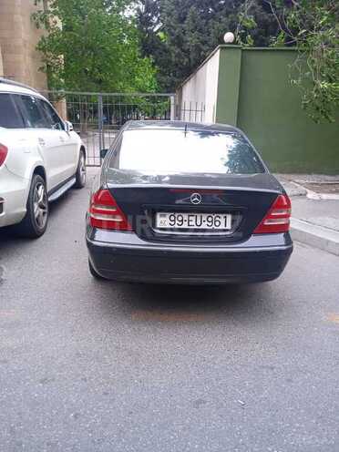 Mercedes C 240 2001, 256,000 km - 2.4 l - Bakı