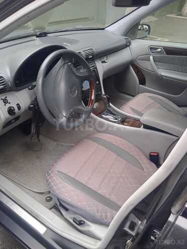Mercedes C 240 2001, 256,000 km - 2.4 l - Bakı