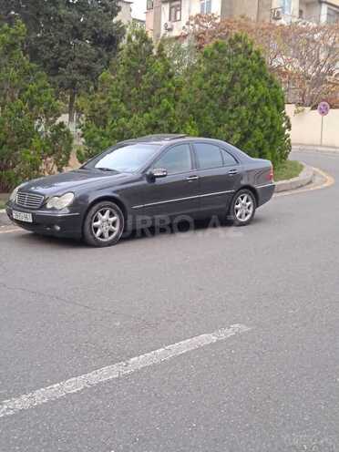 Mercedes C 240 2001, 256,000 km - 2.4 l - Bakı