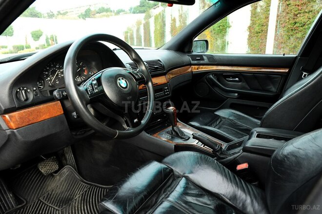 BMW 530 2001, 203,000 km - 3.0 l - Bakı