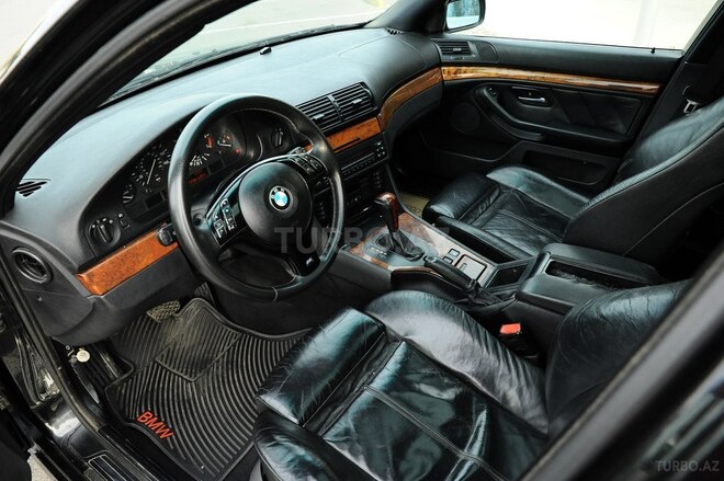BMW 530 2001, 203,000 km - 3.0 l - Bakı